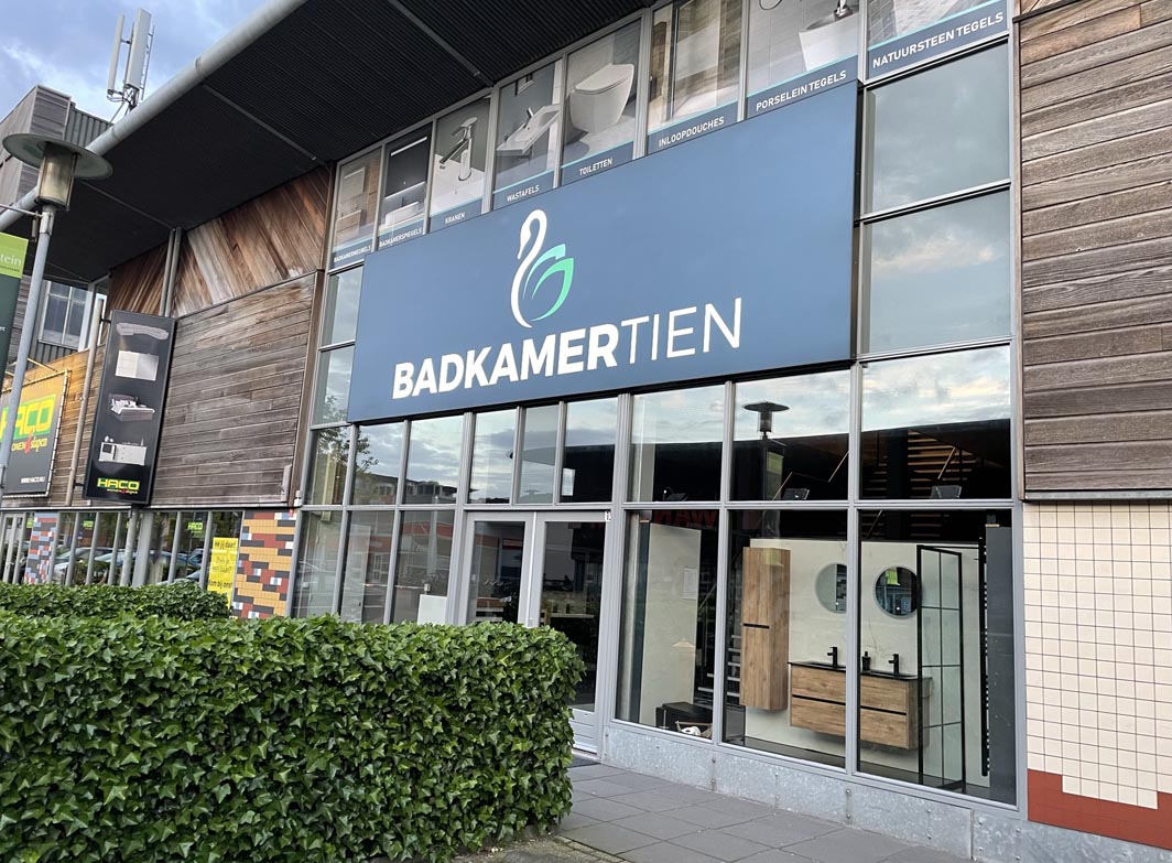 Showroom van Badkamertien aan de Leeuwenstein in Delft